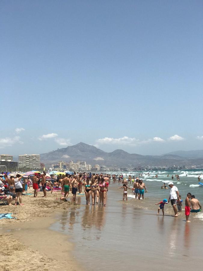 Playa Dos Avenidas อาลิกันเต ภายนอก รูปภาพ