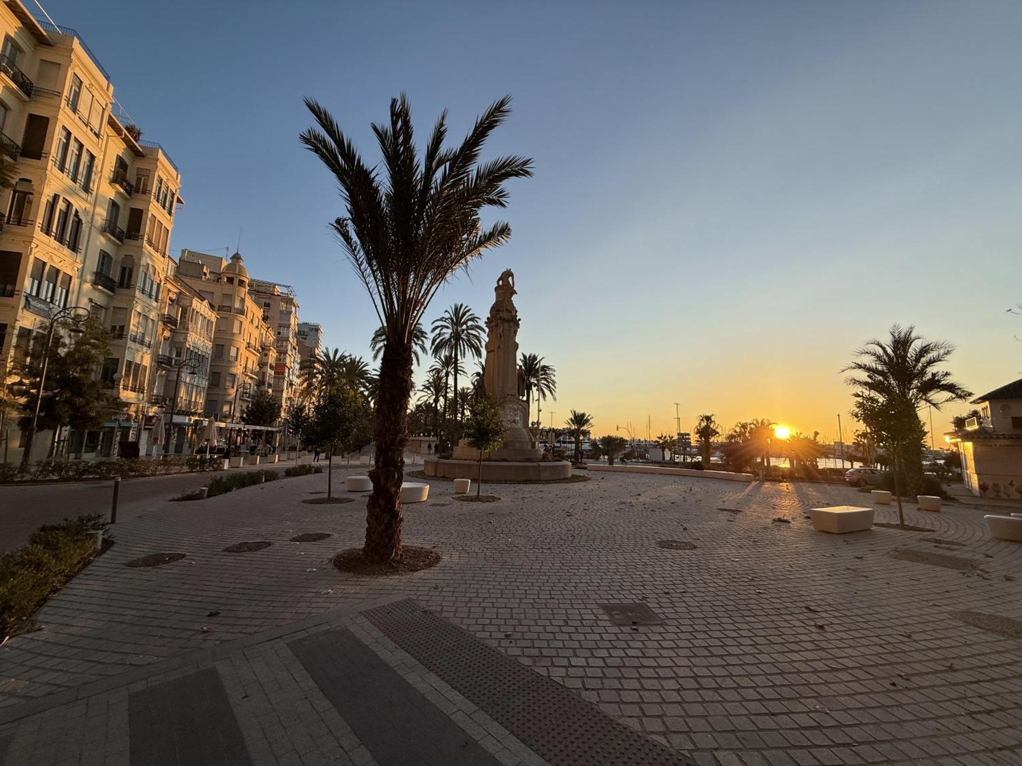 Playa Dos Avenidas อาลิกันเต ภายนอก รูปภาพ